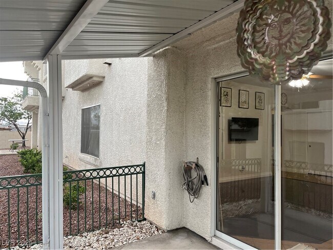 Building Photo - 6201 E Lake Mead Blvd