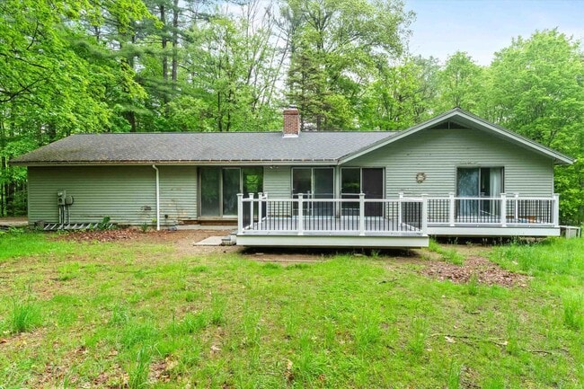 Primary Photo - 71 Wheeler Rd