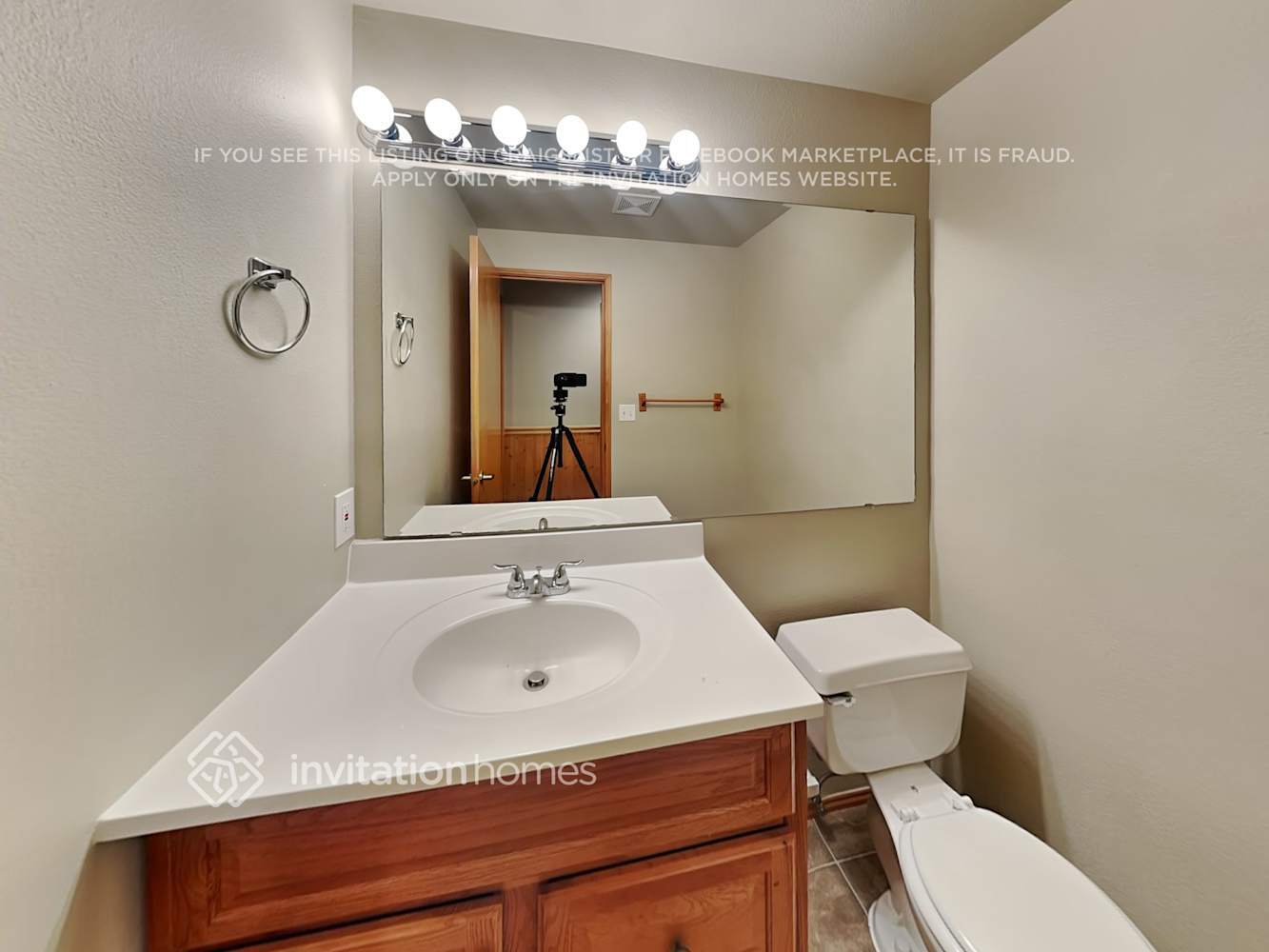 Building Photo - 209 83rd Dr SE