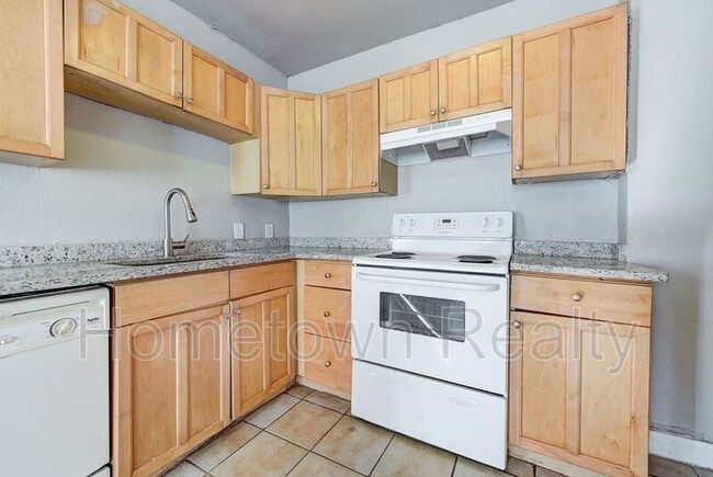 Building Photo - 2229 NW 12th St