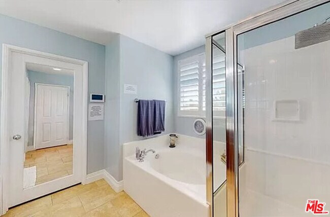 Building Photo - 19320 Carranza Ln