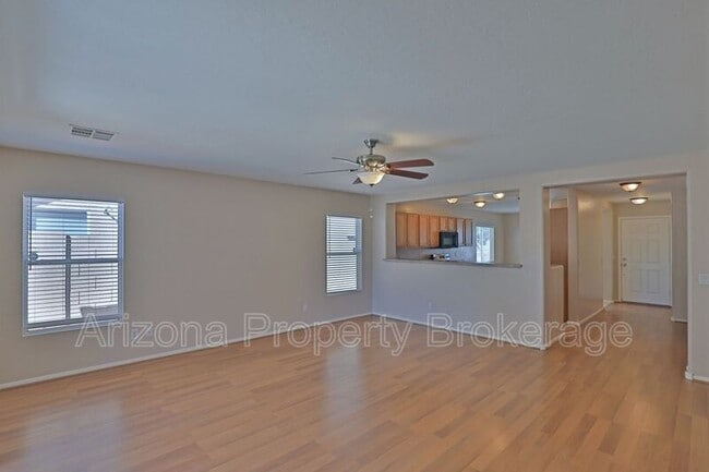 Building Photo - 2603 E San Manuel Rd