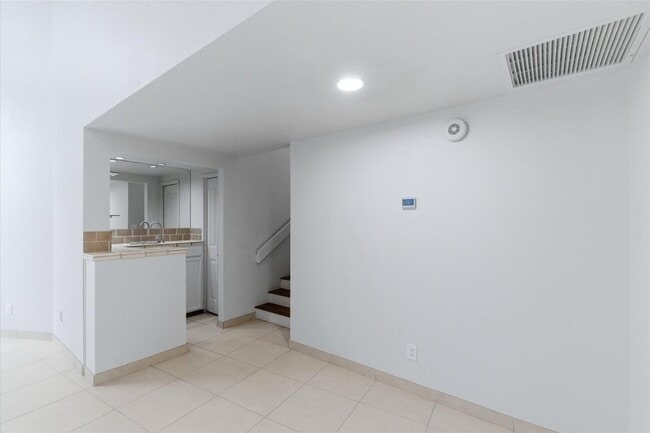 Building Photo - 7209 E McDonald Dr