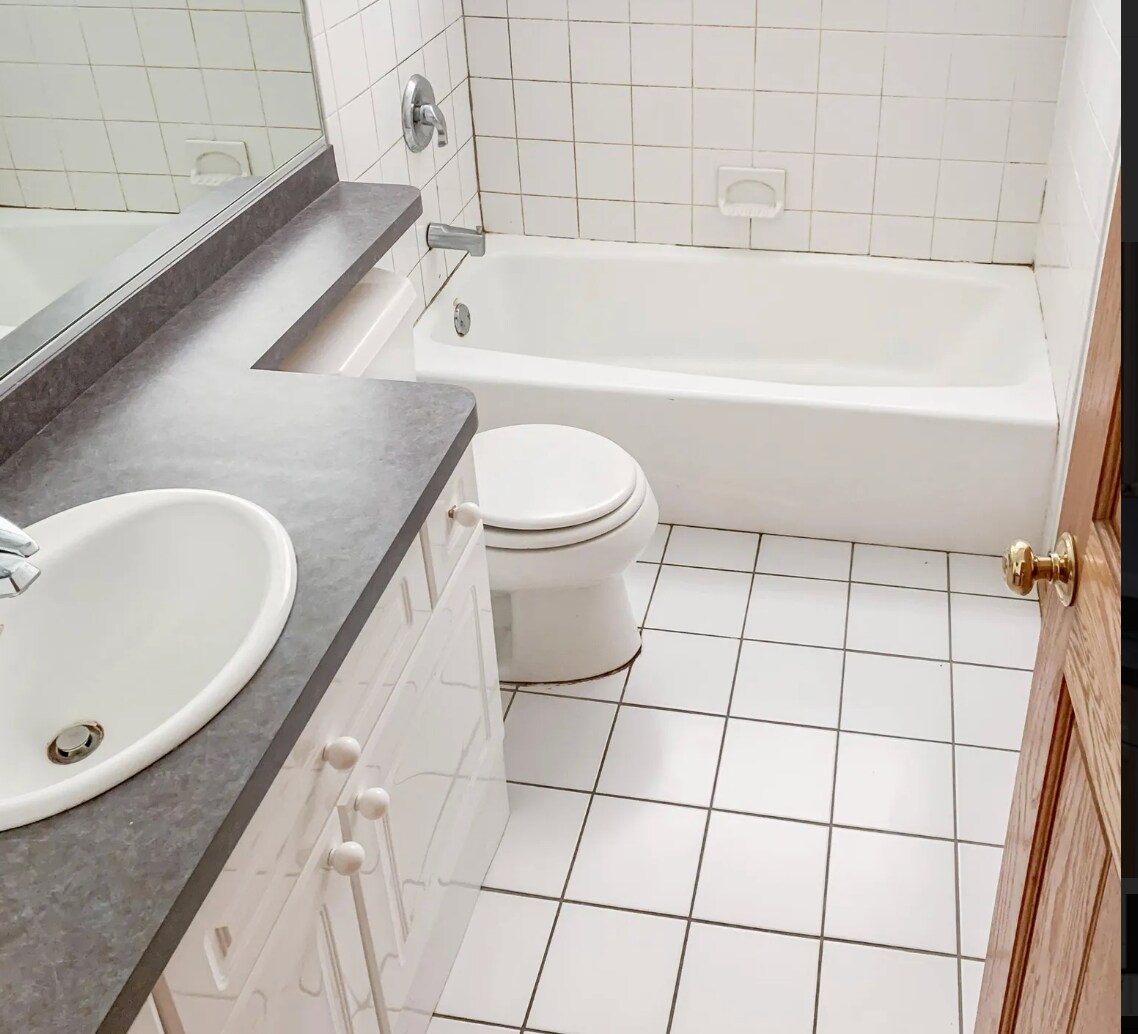 Building Photo - 2735 N Wayne Ave