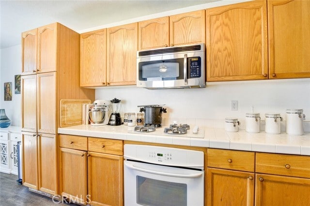 Building Photo - 744 N Siavohn Dr