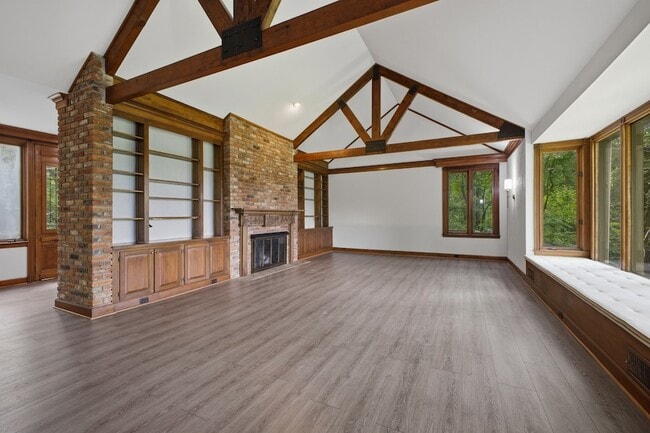 Building Photo - 5612 Stanford Ct