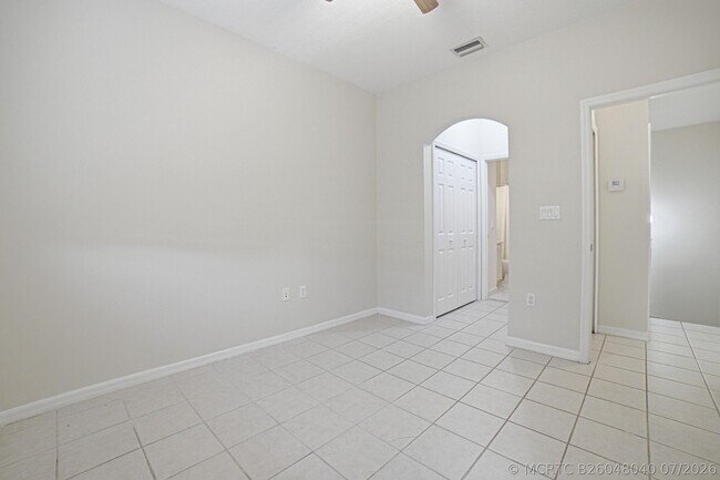 Building Photo - 765 SW 107th Ave
