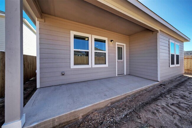 Building Photo - 248 Wren Ln