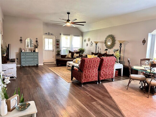 Building Photo - 3032 Fir Meadow Ln