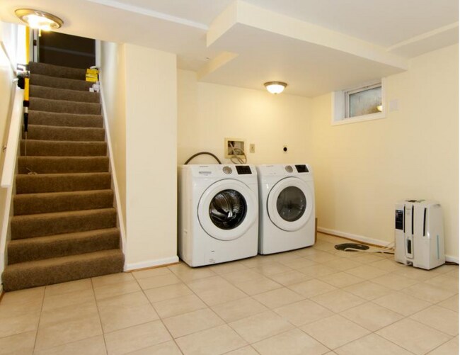 Building Photo - 8409 Potomac Ave