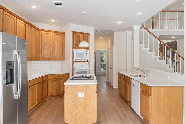 Building Photo - 11505 Leon Grande Cove