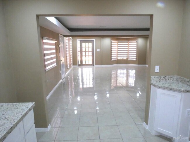 Building Photo - 31 Tamaulipas St