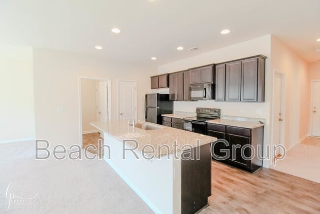 Building Photo - 313 Grv Pk Lp