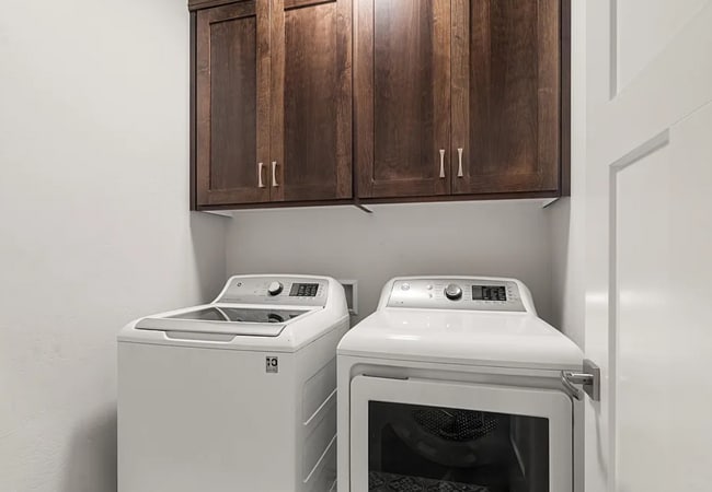 Building Photo - 3952 Arizona Dr