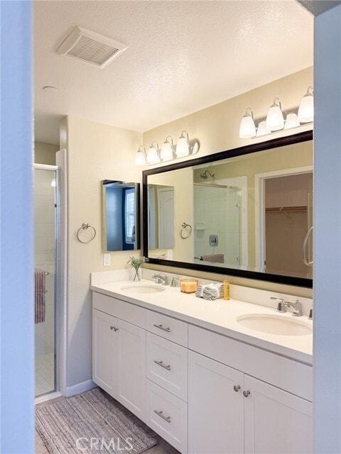 Building Photo - 444 Maravilla Ln