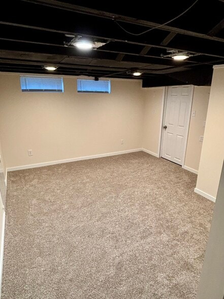 Building Photo - 2644 S Linebarger Ter