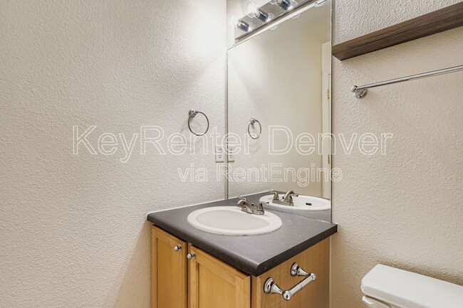 Building Photo - 2855 Rock Creek Cir