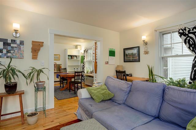 Building Photo - 167 Loomis St