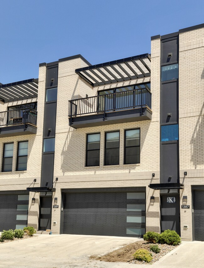 Building Photo - 1389 Keosauqua Way