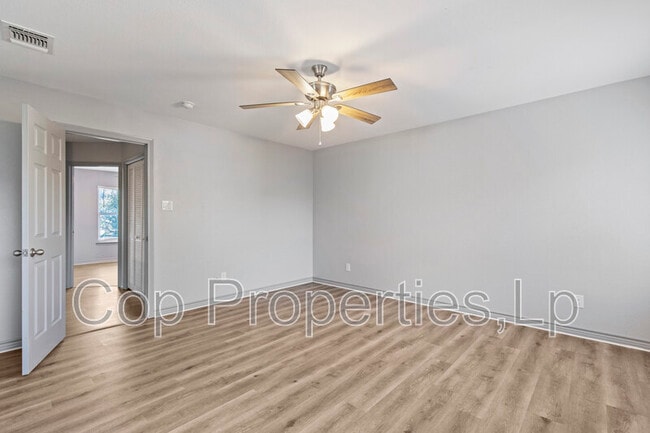 Building Photo - 1 Dunthorte Ln