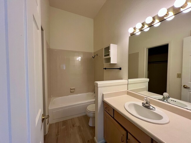 Building Photo - Town for Rent in Battlement Mesa