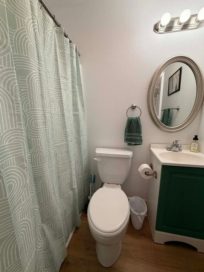 Building Photo - 2121 S Kentucky Ave