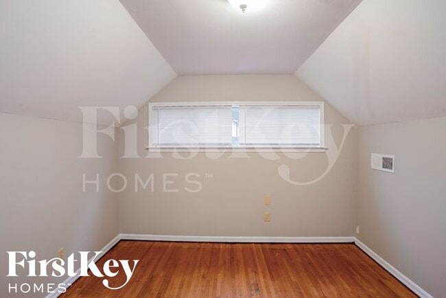 Building Photo - 2021 Tammwood Dr