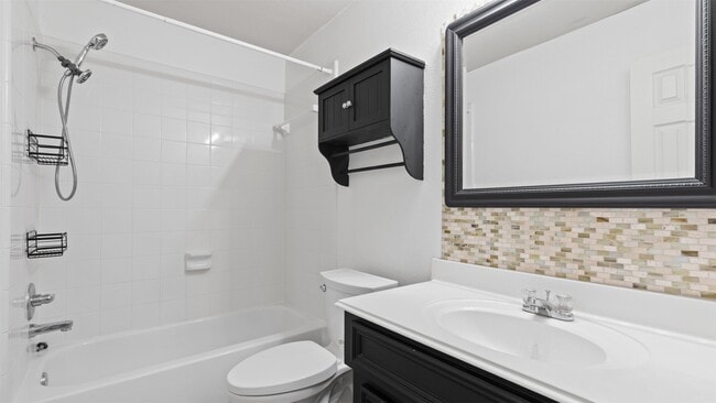 Building Photo - 22848 Lantern Hills Dr