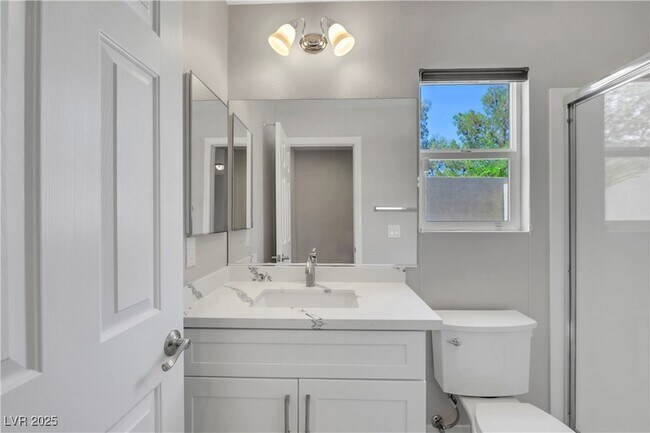 Building Photo - 7379 Majestic Bluff Pl