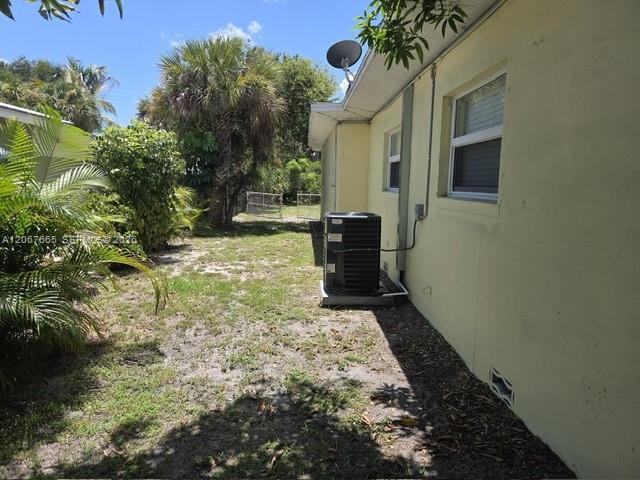 Building Photo - 505 SW South Carolina Dr