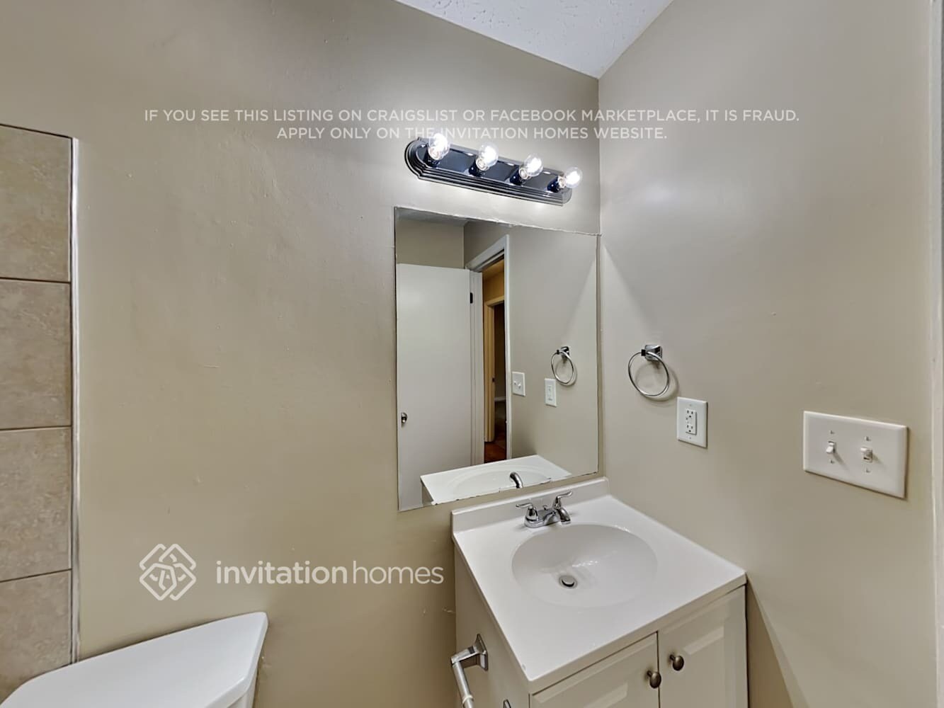 Building Photo - 2690 Big Oaks Dr