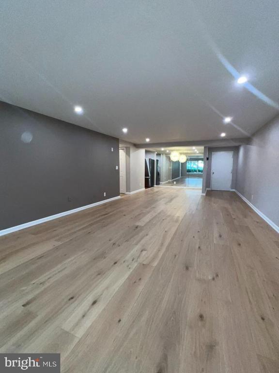Building Photo - 7600 Tremayne Pl