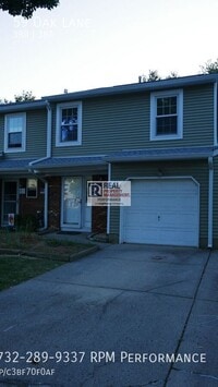 Building Photo - 59 Oak Ln