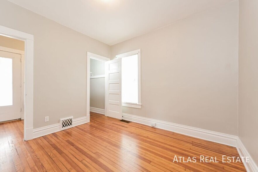 Building Photo - 3041 W 29th Ave