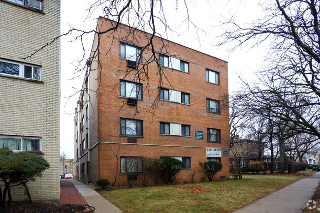 The Ridge Court Apartment Homes - The Ridge Court