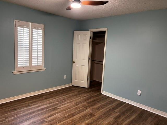 Building Photo - 7470 Mallard Dr