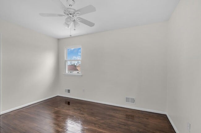 Building Photo - Newly Renovated 4-Bedroom Home with Pool i...