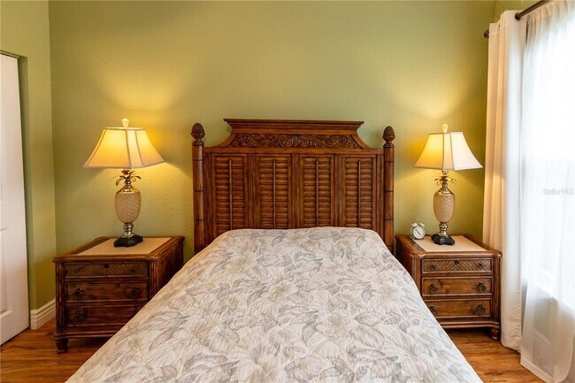 Building Photo - 2724 Via Murano