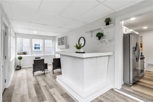 Building Photo - 4625 Meadowbrook Rd