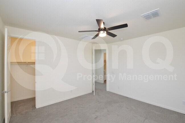 Building Photo - 1150 S Jay St
