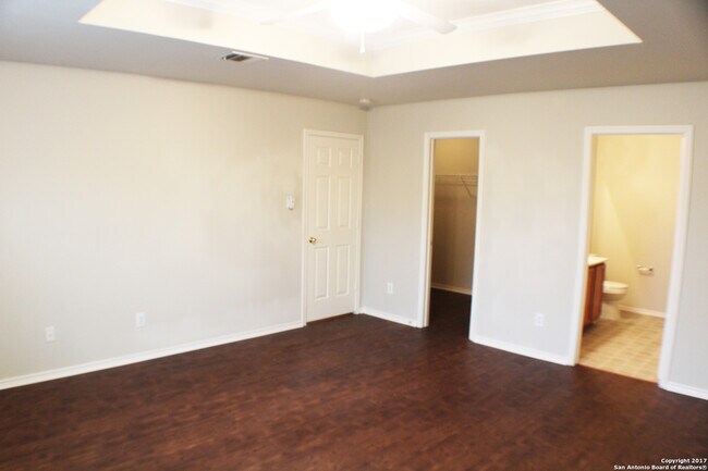 Building Photo - 112 Stream Crossing