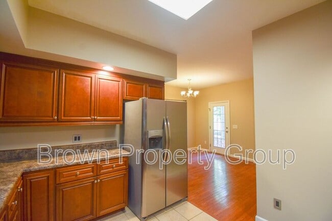 Building Photo - 3270 Argyll Dr