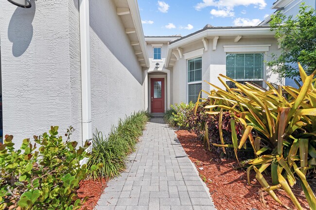Building Photo - 5934 Buttonbush Dr