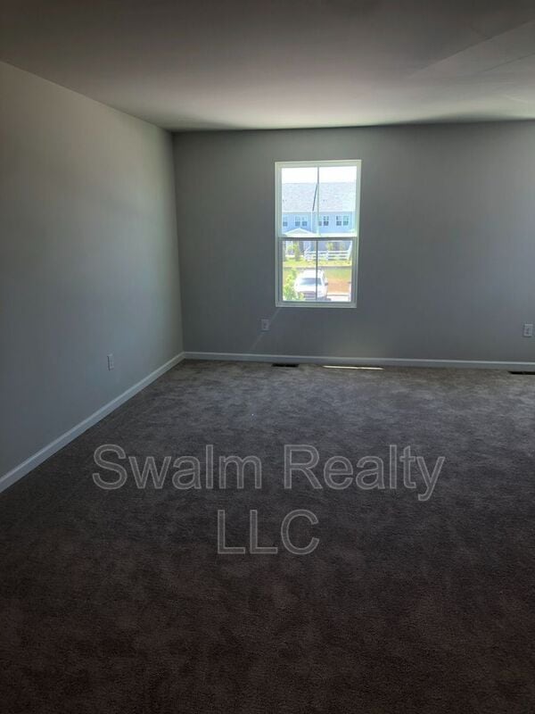 Building Photo - 445 Sitka Spruce Ln