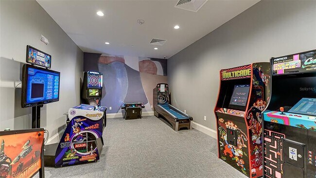 Building Photo - 15235 Sunny Day Dr