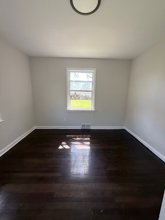 Building Photo - 26 Orchard Ave