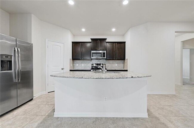 Building Photo - 184 Adoquin Trail