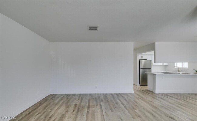 Building Photo - 6932 Kilgore Dr