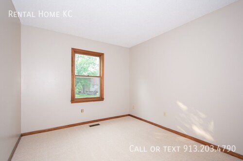 Building Photo - 16200 W 124th Cir