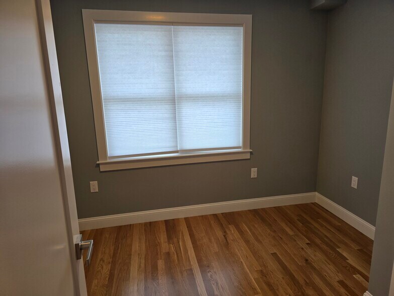 Building Photo - 29 Appleton St